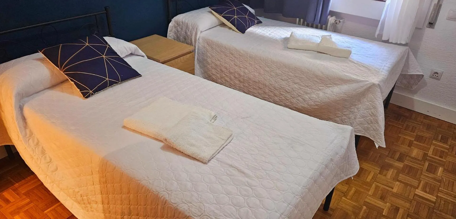 Apartamento Centro Catedral Carrera 27, 1 Plaza De Aparcamiento Y Netflix Gratis Jaén