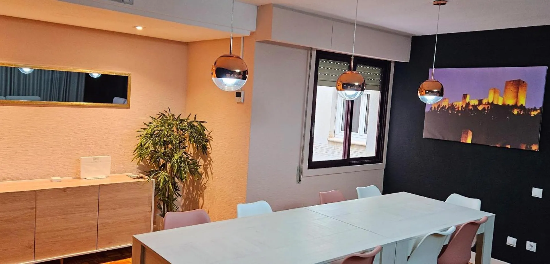 Apartamento Centro Catedral Carrera 27, 1 Plaza De Aparcamiento Y Netflix Gratis Jaén