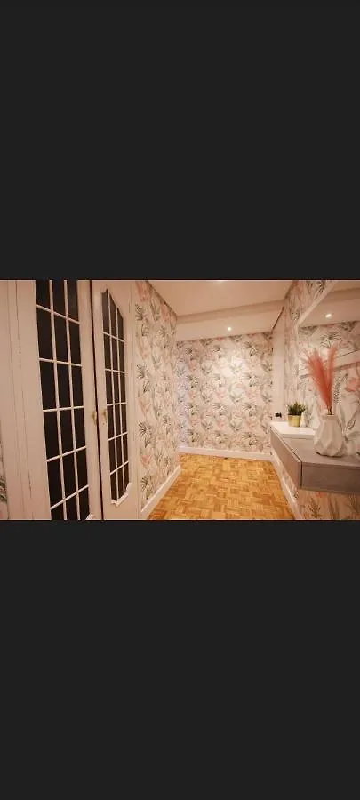 Centro Catedral Carrera 27, 1 Plaza De Aparcamiento Y Netflix Gratis Apartment Jaen 0*,  Spain